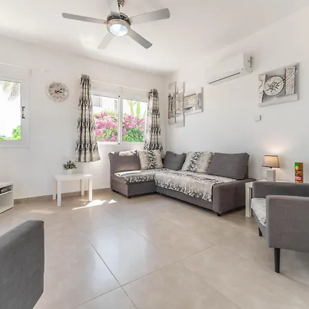 Lemon Tree Villa Paralímni