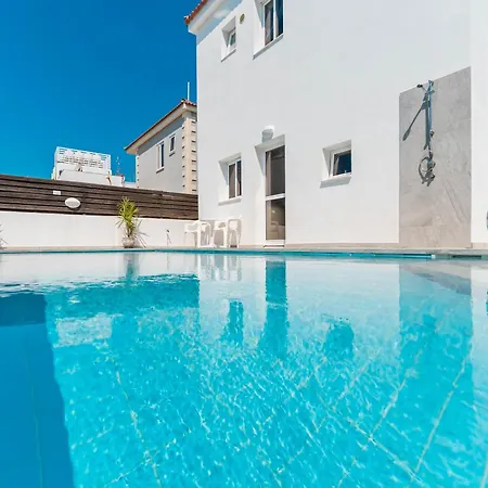 Willa Lemon Tree Paralimni